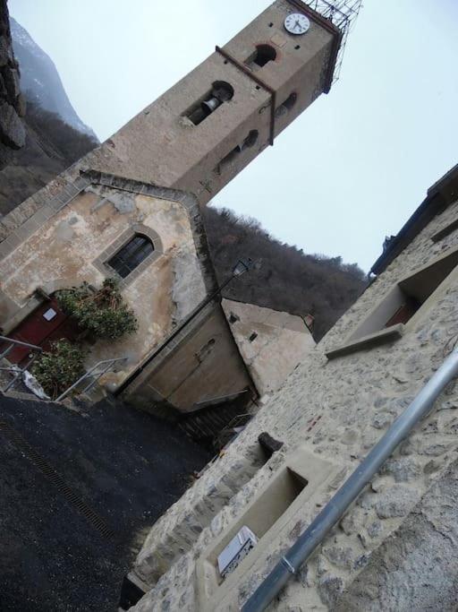 Paisible Maison Dans Les Pyrenees Fontpédrouse Exterior photo